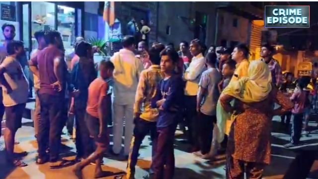 समलैंगिक संबंध और पैसे के झगड़े में बेटे के दोस्त ने साथियों संग की माता-पिता पर गोलीबारी 2025 !